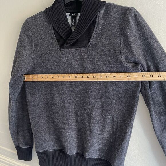 HM Gray Black Long Sleeve Sweater Men Size XS Top Fold Over Neckline Pullover - Picture 3 of 7